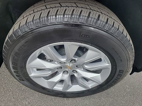 Certified 2022 Chevrolet Silverado 1500 Custom w/ Safety Confidence Package image 15