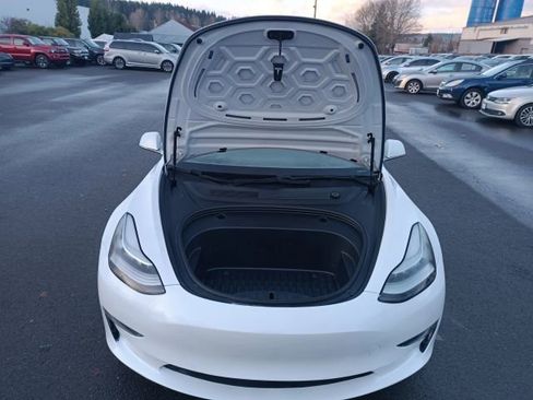 Used 2020 Tesla Model 3 image 27