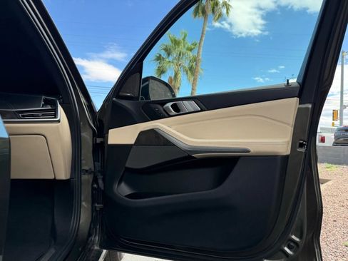 Used 2021 BMW X7 xDrive40i w/ Executive Package image 39