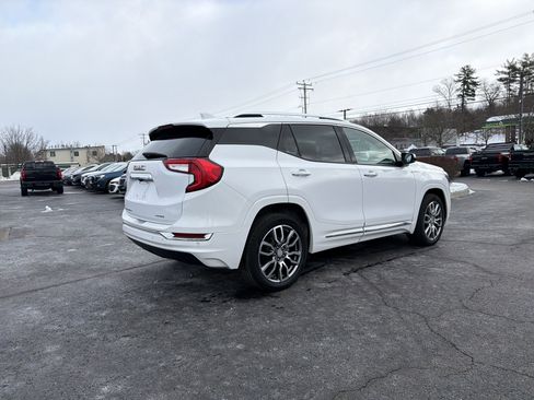 Used 2022 GMC Terrain Denali image 6