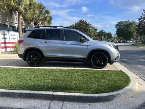 Used 2021 Honda Passport Sport image 3