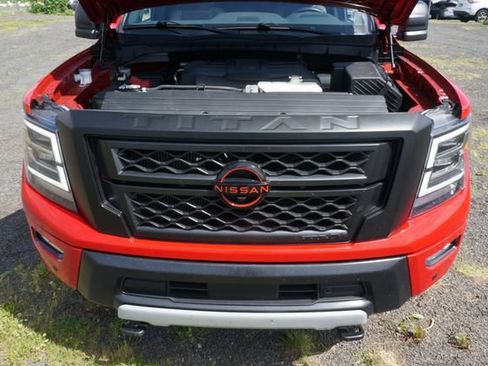Used 2024 Nissan Titan PRO-4X w/ Pro-4x Convenience Package AWD/4WD image 71
