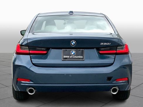 New 2025 BMW 330i Sedan w/ Premium Package image 4