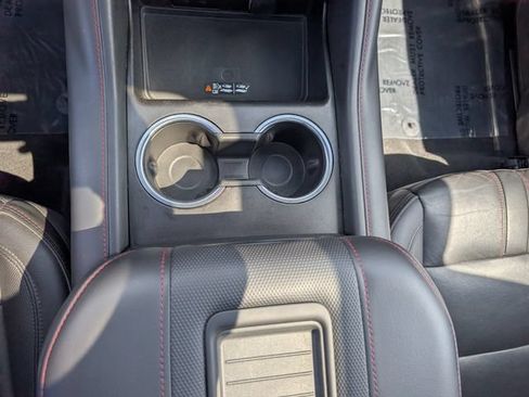 Used 2022 Chevrolet Suburban RST w/ Sport Performance Package AWD/4WD image 21