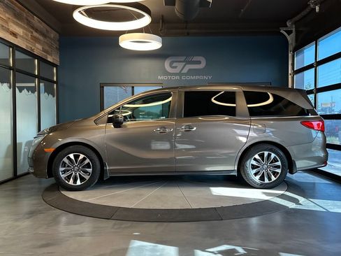 Used 2022 Honda Odyssey EX-L image 6