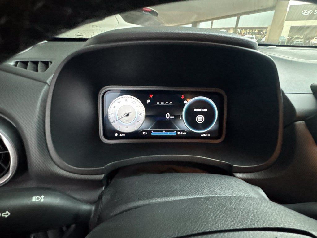 Used 2023 Hyundai Kona Limited w/ Cargo Package FWD image 18