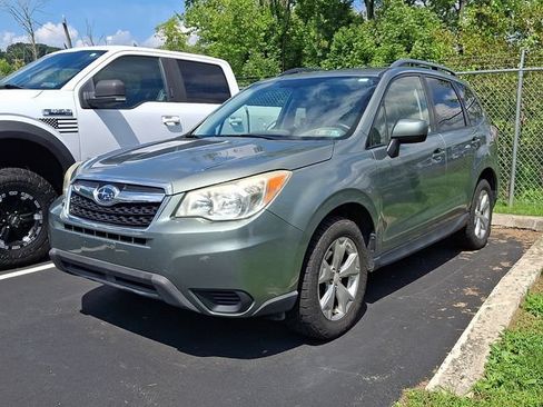 Used 2015 Subaru Forester 2.5i Premium w/ Popular Package #2 AWD/4WD image 5
