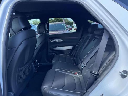 Certified 2025 Genesis GV70 3.5T Sport image 9