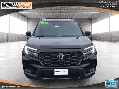 Used 2022 Honda Passport TrailSport image 2