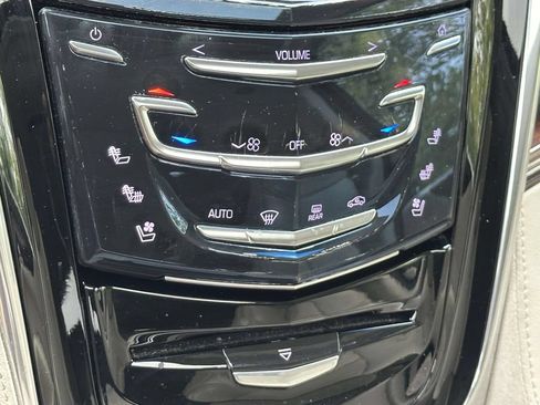 Used 2015 Cadillac Escalade Premium AWD/4WD image 35