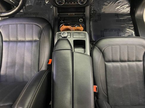 Used 2014 Mercedes-Benz GL 450 4MATIC image 21