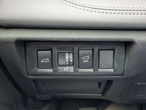 Used 2023 Subaru Outback Touring image 18