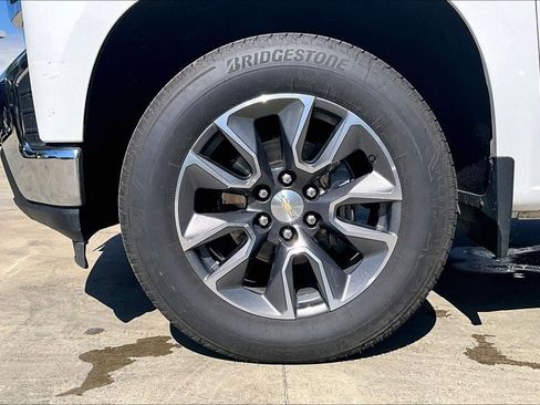 Used 2021 Chevrolet Silverado 1500 LT w/ All Star Edition Plus AWD/4WD image 8
