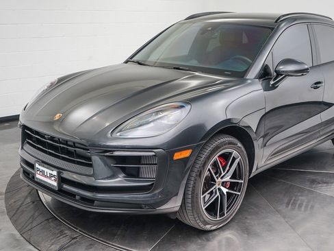 Used 2022 Porsche Macan S AWD/4WD image 9