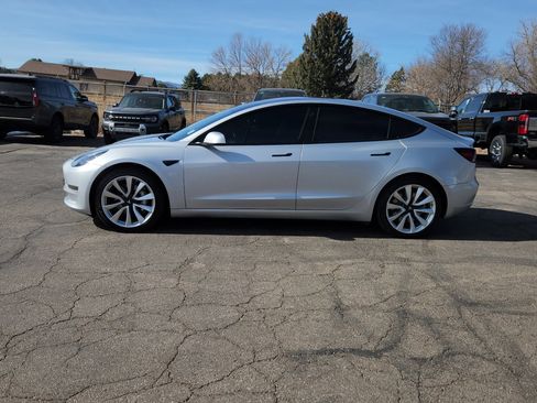 Used 2018 Tesla Model 3 Long Range image 6