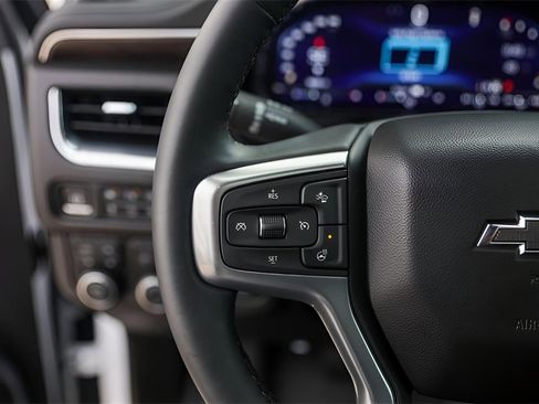 Used 2024 Chevrolet Tahoe Z71 w/ Off-Road Capability Package image 17