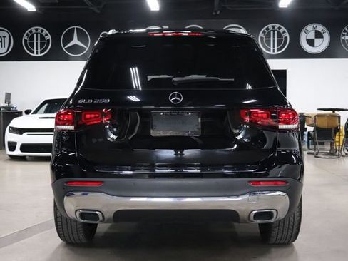 Used 2020 Mercedes-Benz GLB 250 image 4