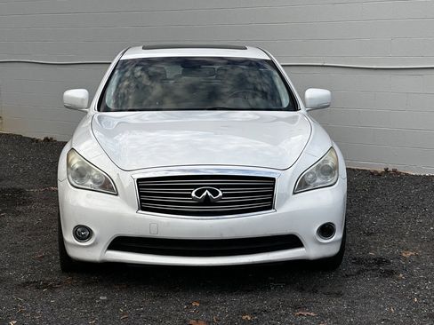 Used 2013 INFINITI M37 w/ Premium Pkg image 2