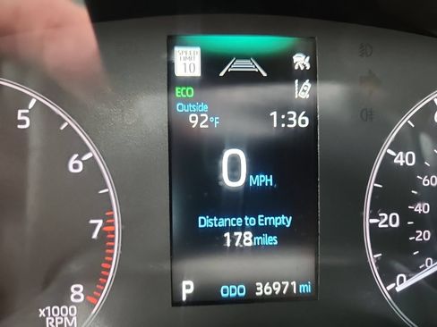 Used 2023 Toyota Corolla SE FWD image 14