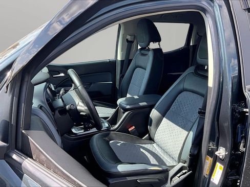 Used 2018 Chevrolet Colorado Z71 AWD/4WD image 16
