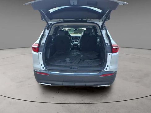 Used 2020 Buick Enclave Essence w/ Sound and Sites Package AWD/4WD image 8