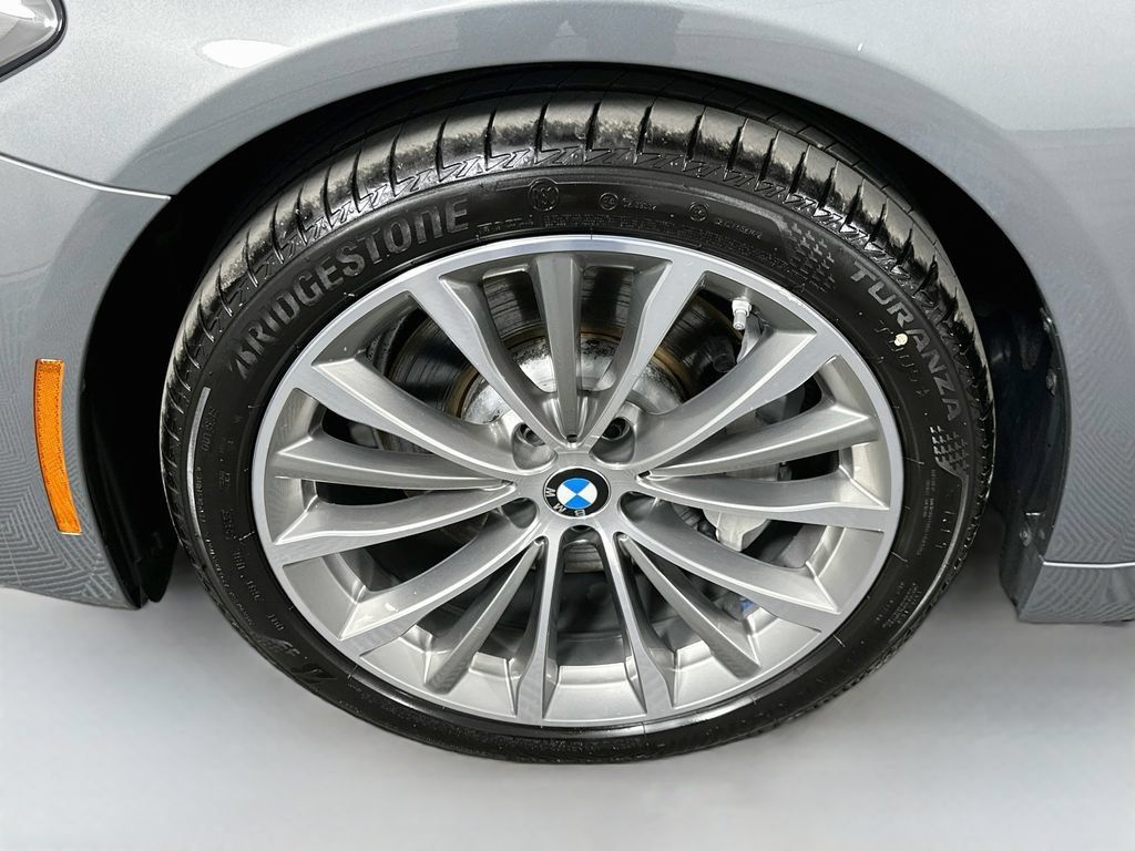 Certified 2023 BMW 530i w/ Convenience Package RWD image 32