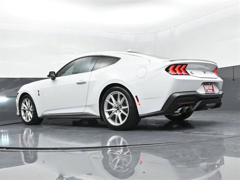 Used 2025 Ford Mustang GT Premium RWD image 30