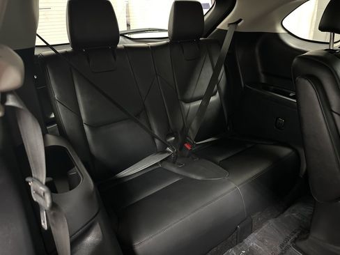 Used 2023 MAZDA CX-9 Touring image 23