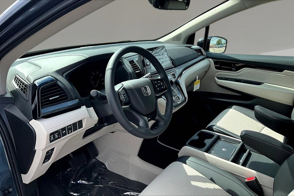 New 2027 Honda Odyssey Elite image 9