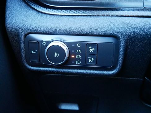 Used 2020 Ford Explorer ST w/ ST Street Pack image 22