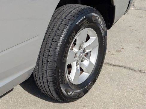 Used 2018 RAM 1500 Express image 13