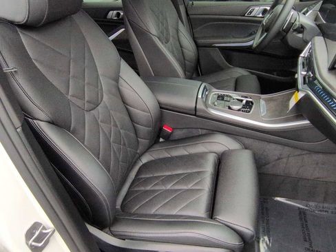 Certified 2024 BMW X5 xDrive50e w/ M Sport Package image 22