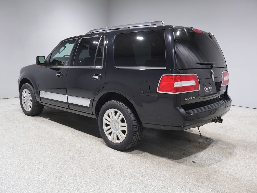 Used 2012 Lincoln Navigator 4WD image 13