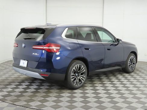 Used 2025 BMW X3 xDrive30i w/ Premium Package image 6