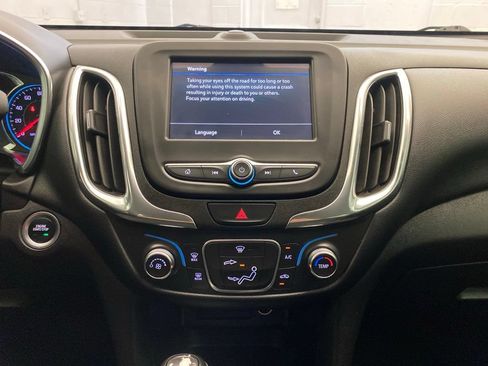 Used 2019 Chevrolet Equinox LT FWD image 14