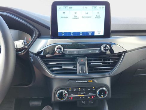 New 2026 Ford Escape Active w/ Cold Weather Package AWD/4WD image 13