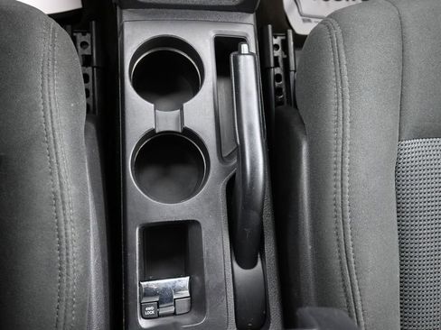 Used 2016 Jeep Patriot Sport w/ Power Value Group AWD/4WD image 47