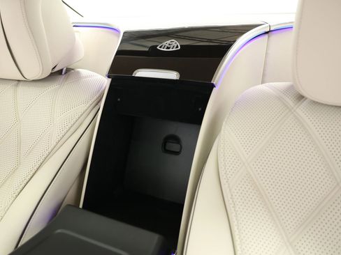 Used 2022 Mercedes-Benz Maybach S 580 4MATIC image 61