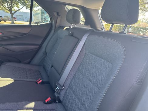 Used 2024 Chevrolet Equinox LT image 24