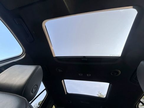 Certified 2022 Chevrolet Traverse RS w/ LPO, Floor Liner Package image 21