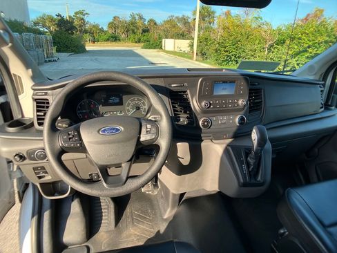Used 2022 Ford Transit 350 w/ Exterior Upgrade Package image 8