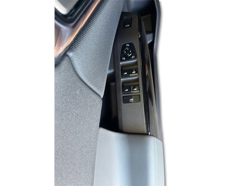 New 2026 BMW X3 xDrive30 w/ Convenience Package image 25