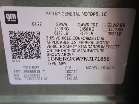Used 2022 Chevrolet Traverse LT FWD image 30