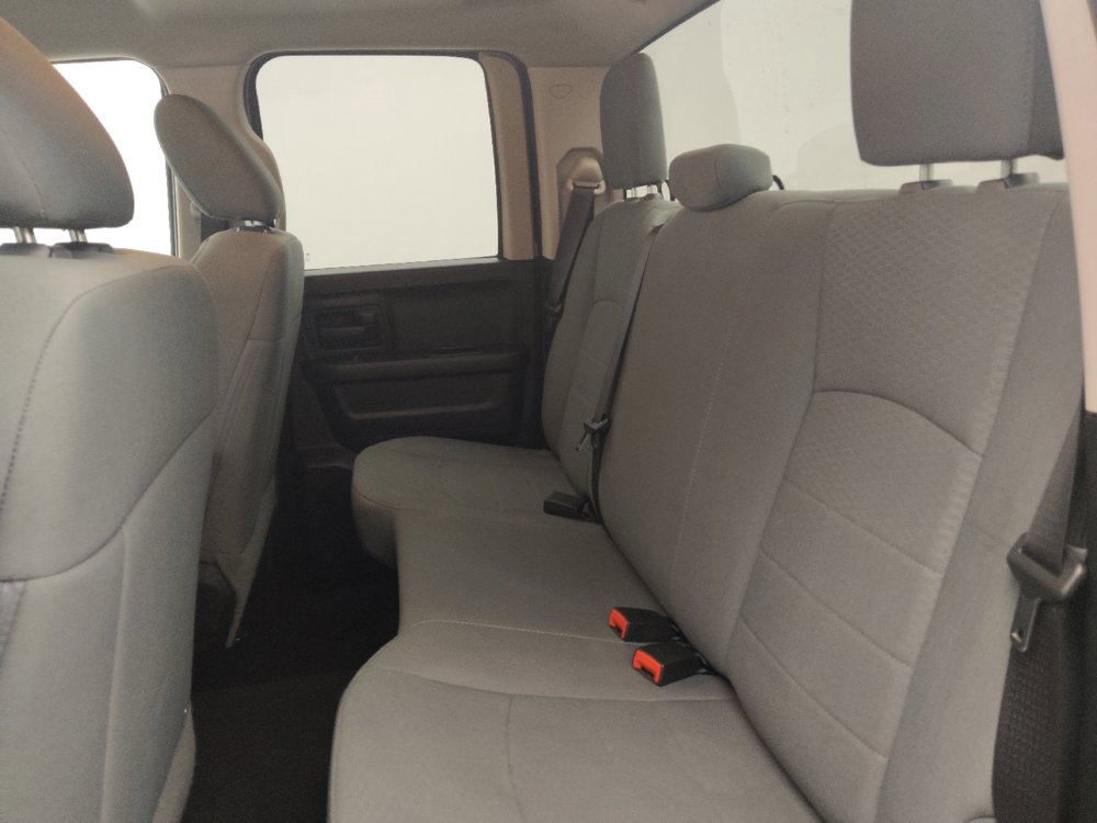 Used 2017 RAM 1500 Express AWD/4WD image 18