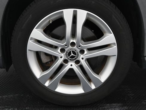 Used 2019 Mercedes-Benz GLA 250 4MATIC image 44