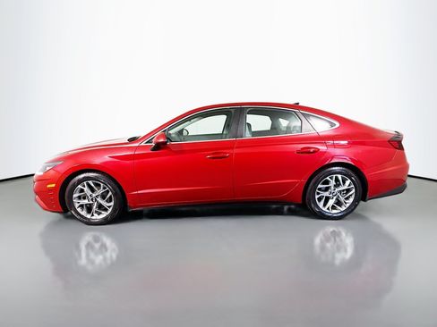 Used 2021 Hyundai Sonata SEL w/ Preferred Accessory Package FWD image 6