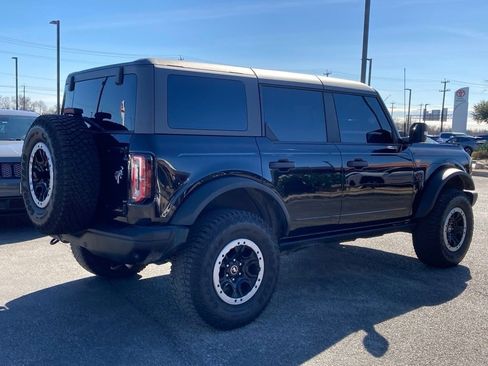 Used 2023 Ford Bronco Badlands w/ Sasquatch Package image 5