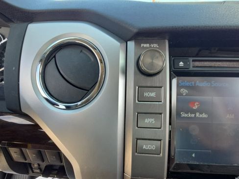 Used 2017 Toyota Tundra Limited w/ Limited Premium Package image 40