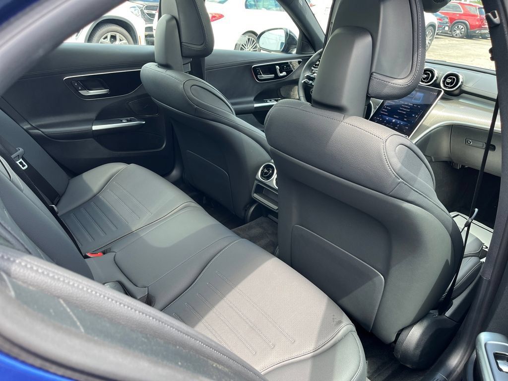 Certified 2026 Mercedes-Benz C 300 4MATIC Sedan image 16