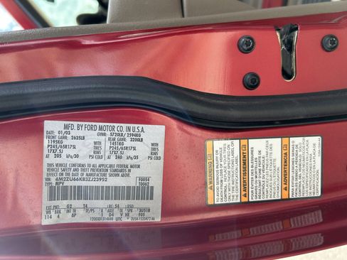 Used 2003 Mercury Mountaineer Base image 25